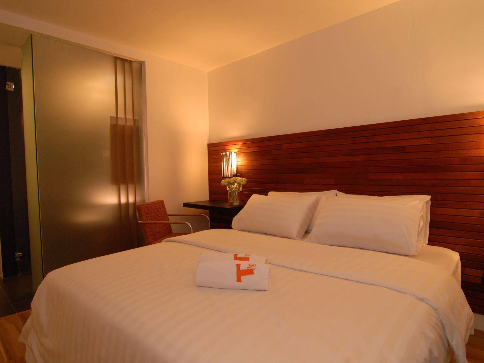 T Hotel Tandop Alor Setar Exterior foto